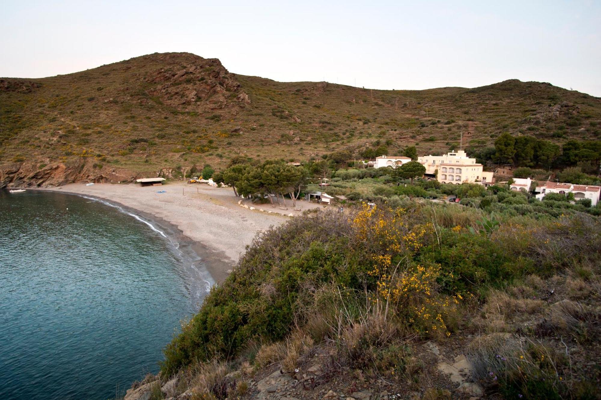 Hotel Cala Joncols Roses Bagian luar foto