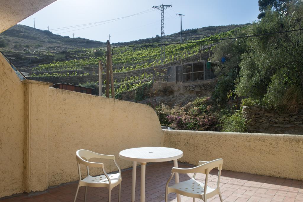 Hotel Cala Joncols Roses Bagian luar foto