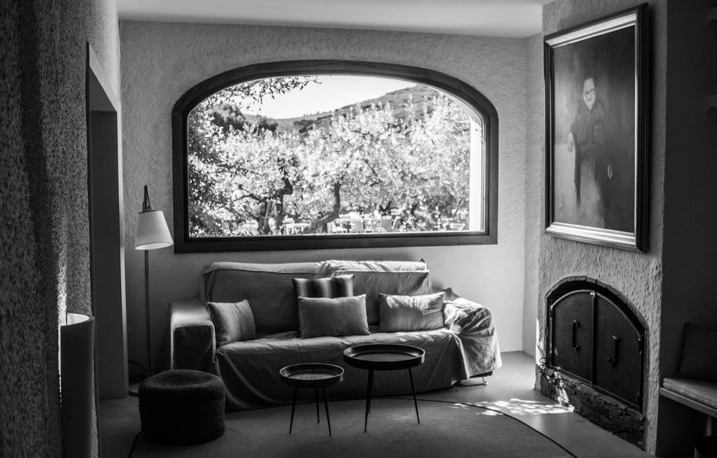 Hotel Cala Joncols Roses Bagian luar foto
