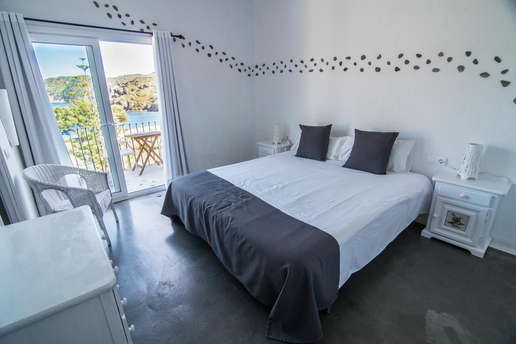 Hotel Cala Joncols Roses Bagian luar foto