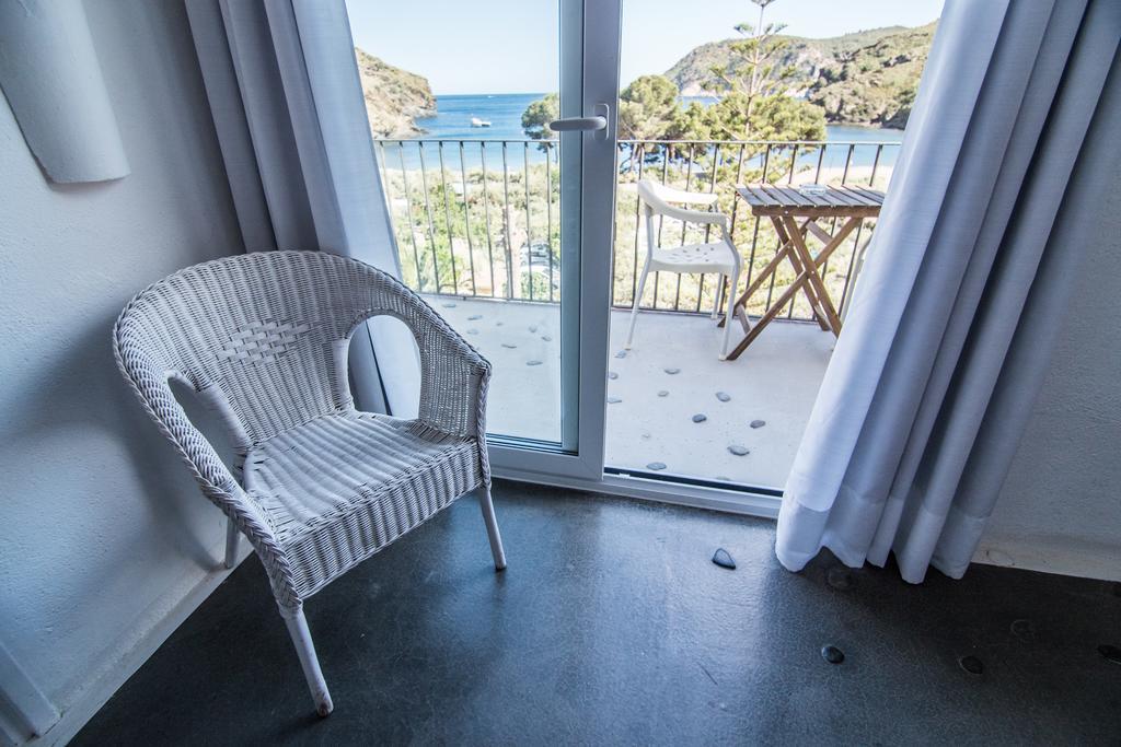 Hotel Cala Joncols Roses Bagian luar foto